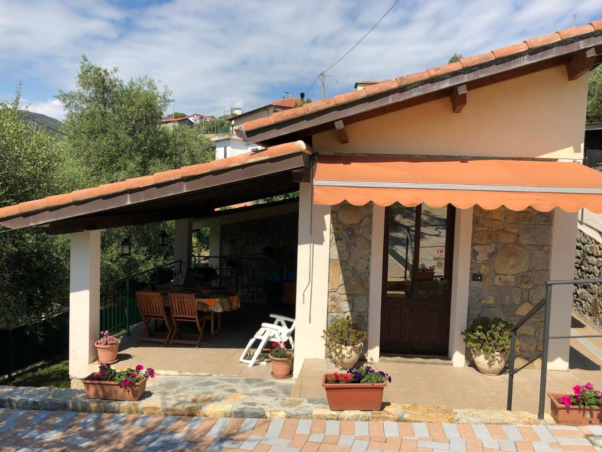 Casa Vacanze Uliveto Bordighera Buitenkant foto